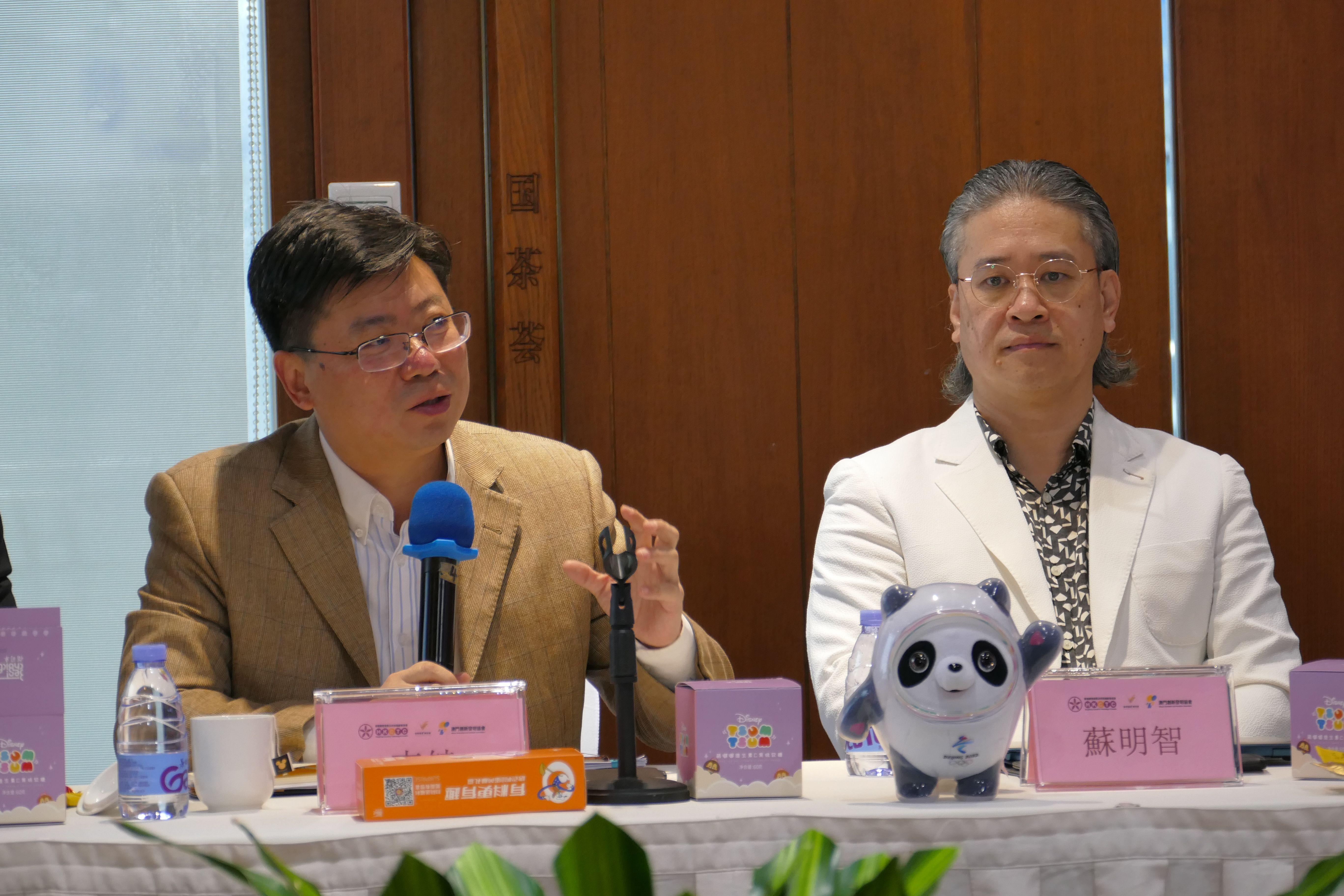 黎新总统会晤看守总理，共商地区局势应对策略